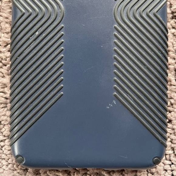 Samsung s10e Speck case - Picture 8 of 8